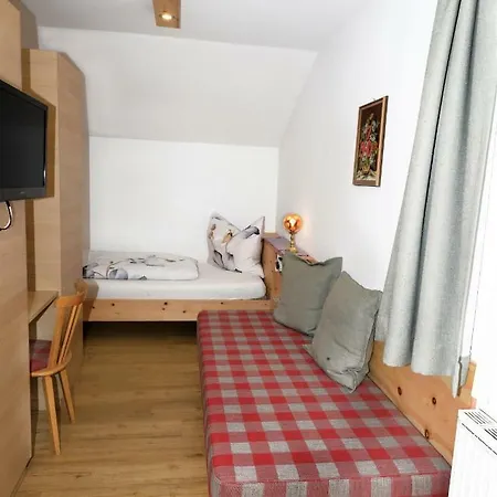 Gastehaus Sonnenheim Guest house *