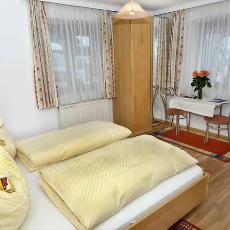 Gastehaus Sonnenheim *
